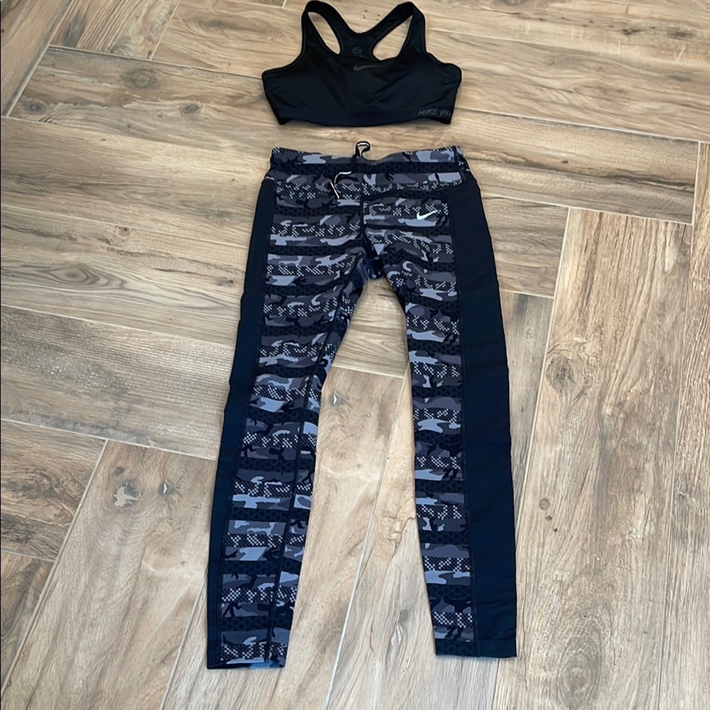 Nike Leggings Women's  Medium Black and Gray Camo Activewear